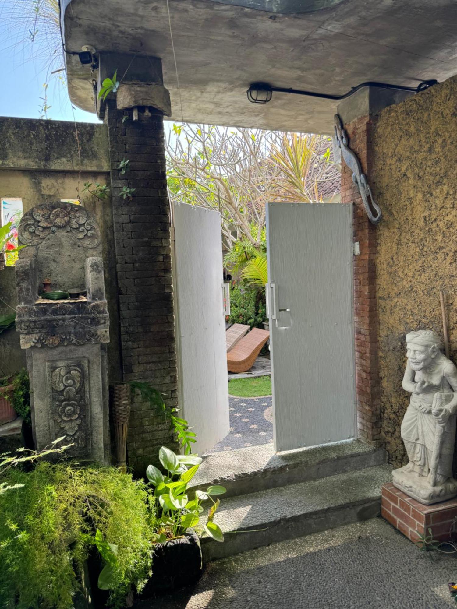 Guest House Home 46 Bali Canggu Εξωτερικό φωτογραφία